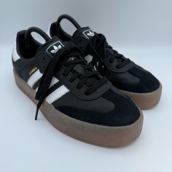 Women’s Adidas Originals Sambae Black White Gum Platform Sneakers Shoes Size 10 - Picture 2 of 7